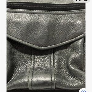 Fossil Shoulder Bag Black Leather 75082 Minimalist Classic